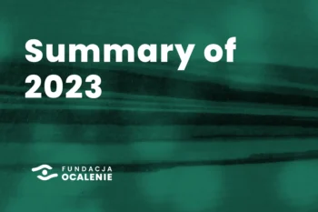 Grafika w odcieniach zieleni z białym napisem Summary of 2023